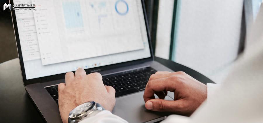 东方财富妙想与同花顺问财巅峰对决：智能投顾潜力与挑战剖析