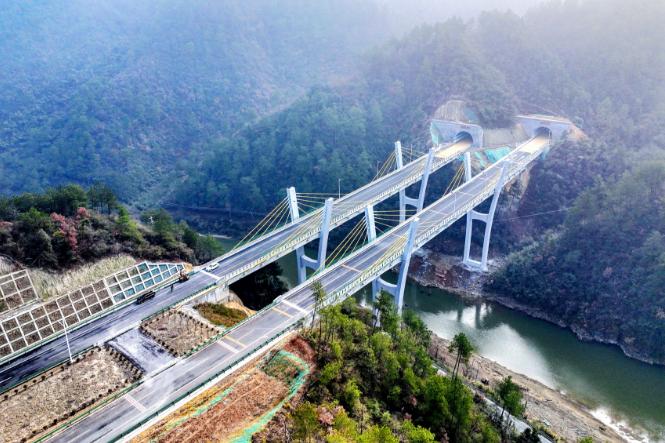 中铁二局重组完成了么_ 中铁二十一局三公司企业文化 _