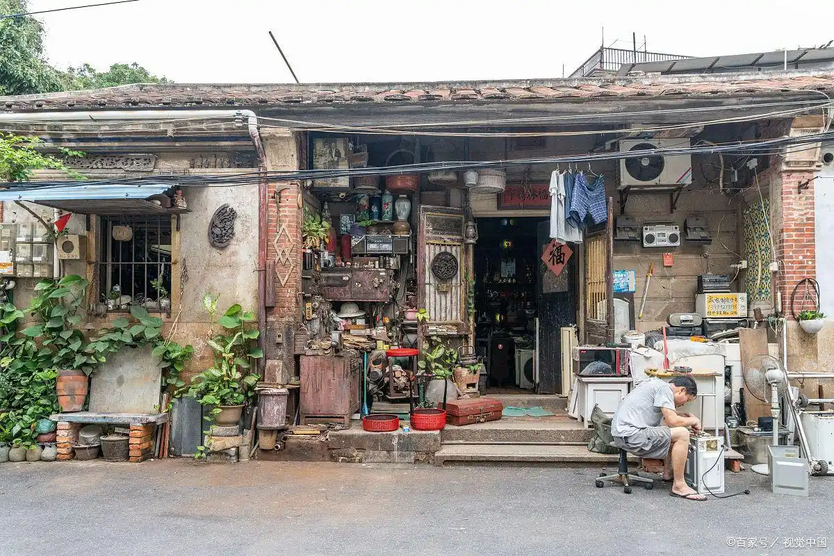 乡镇创业小生意项目_小城市做什么生意赚钱_乡镇特色小吃店经营