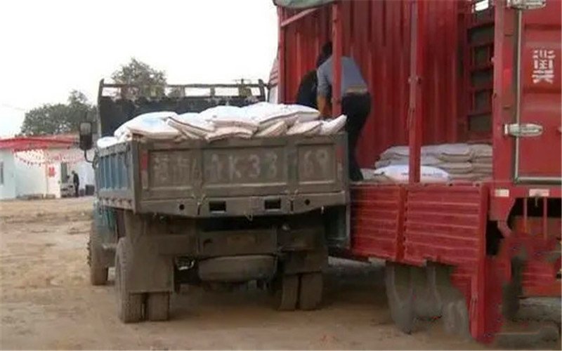 轻松赚钱小项目_农村流动蔬菜销售_农村运输建筑材料