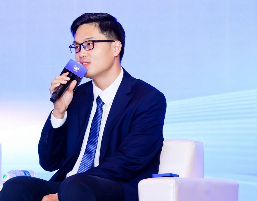 期货分析师分论坛_完善功能定位 提升服务质效 推动期货分析师队伍高质量发展_国外期货论坛