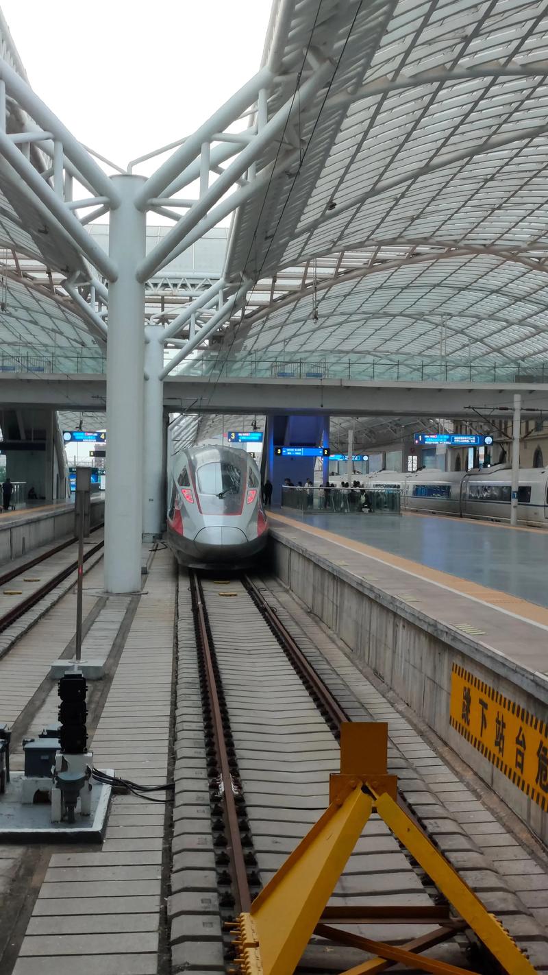 电气化区段尽头线：胶济铁路青岛段最后4公里贯通