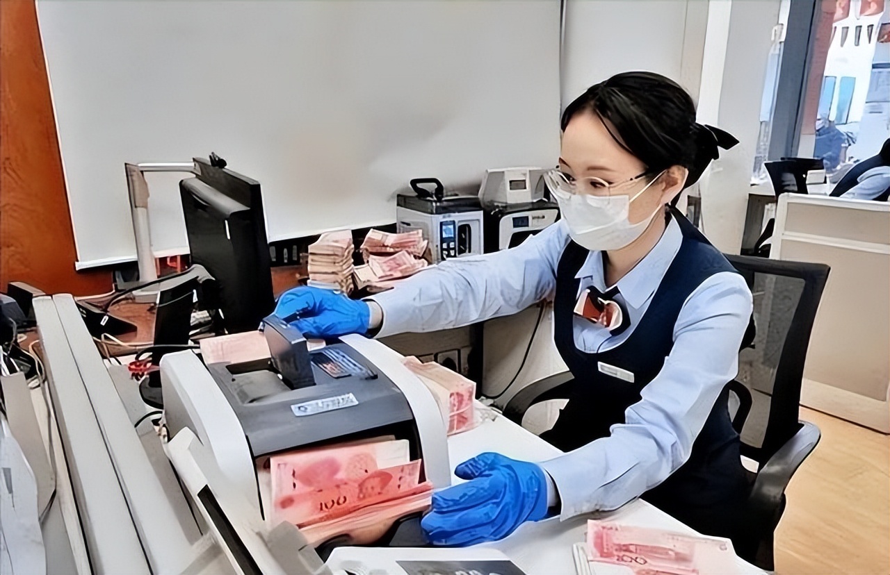 银行房贷利率计算器2026最新_中国居民储蓄利率变化_银行存款利率走势分析