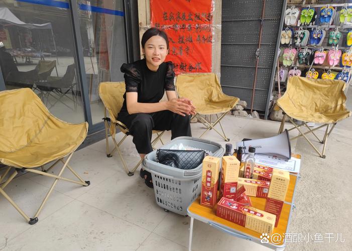 拼命赚钱孝顺父母_及时陪伴父母重要_我想赚钱怎么赚