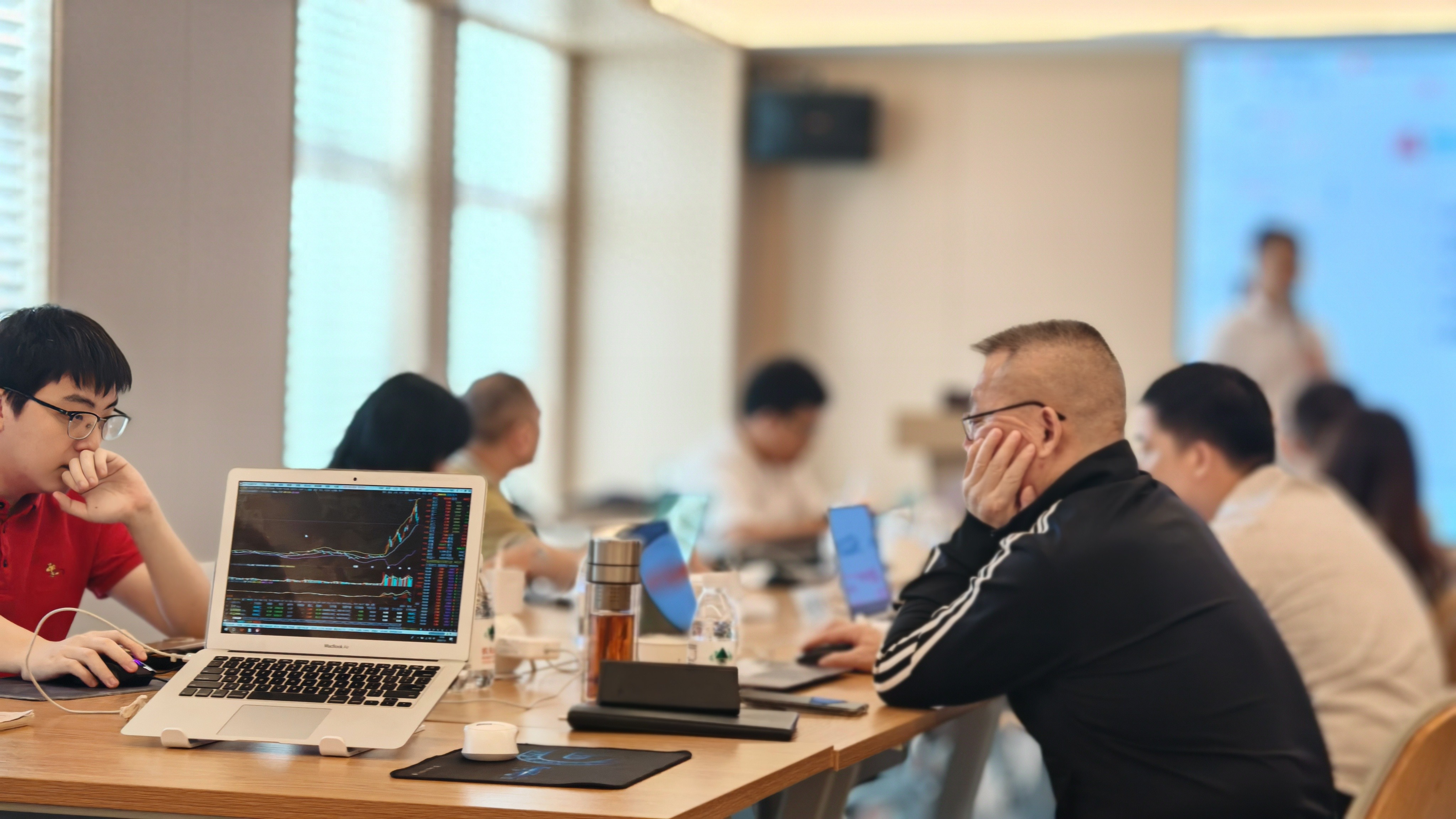 盘口强弱识别_期货短线交易_股指期货k线图分析